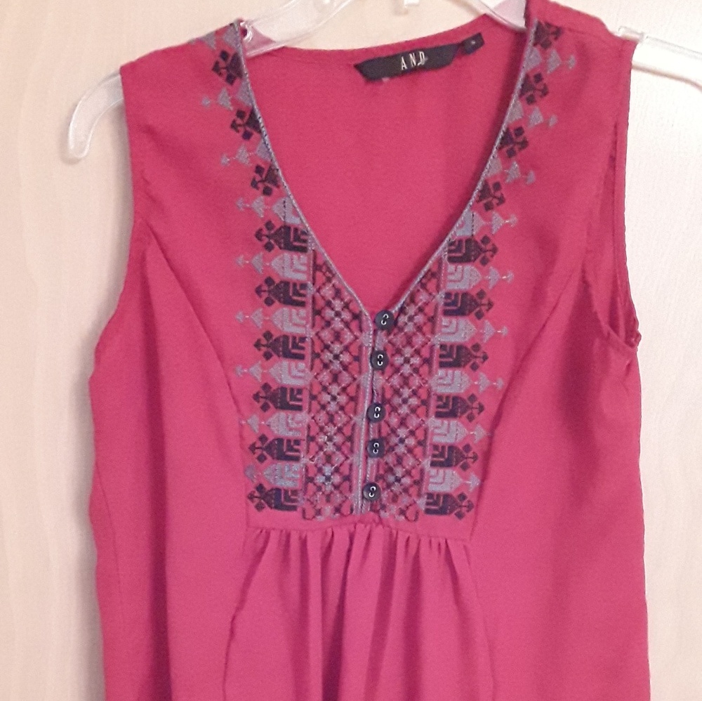 And Boho Orange tribal Embroidered top Sz M